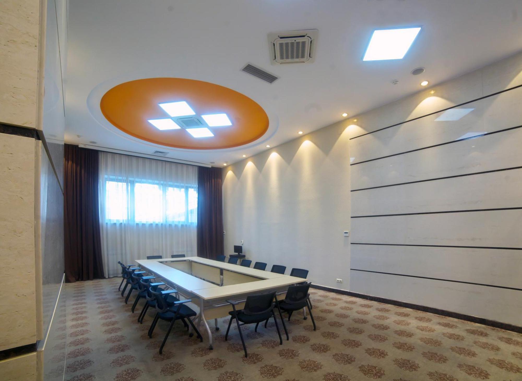 Grand Voyage Hotel Almati Kültér fotó