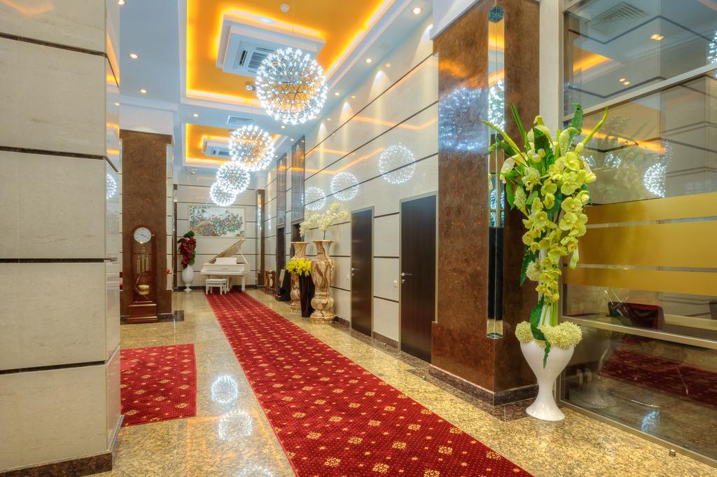 Grand Voyage Hotel Almati Kültér fotó